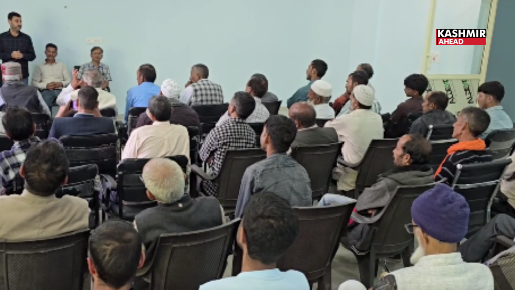 70 Kathua farmers visit Bhaderwah for horticulture training