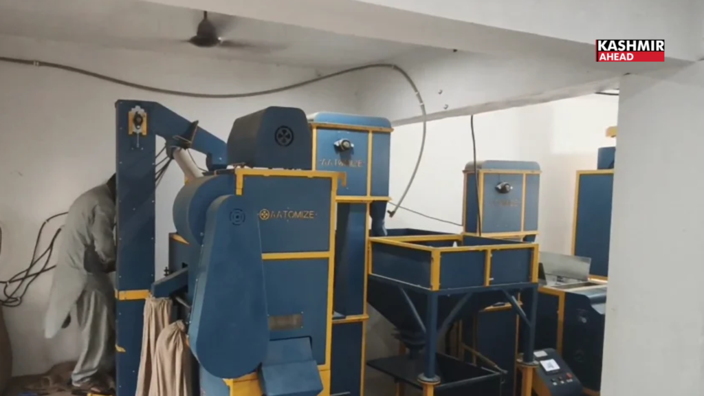 Poonch youth sets up automatic flour mill under PMEGP, creates jobs for locals