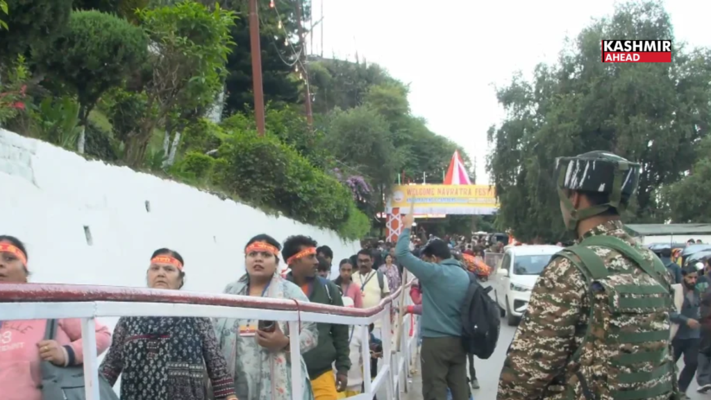 Ram Navami: 4 lakh pilgrims pay obeisance at Vaishno Devi