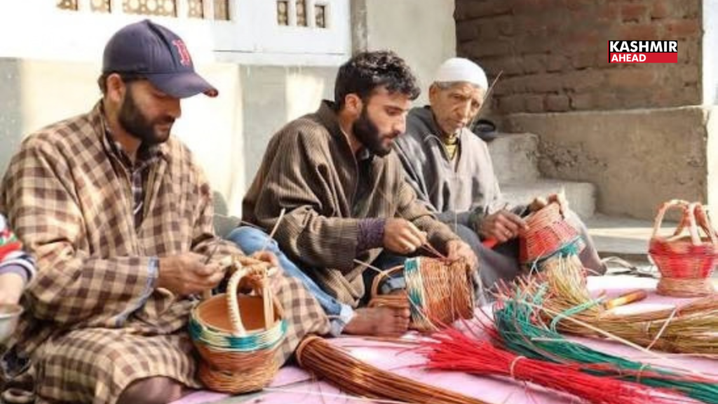 Traditional Kangri-Making preserves Kashmir’s heritage, supports livelihoods in Kulgam
