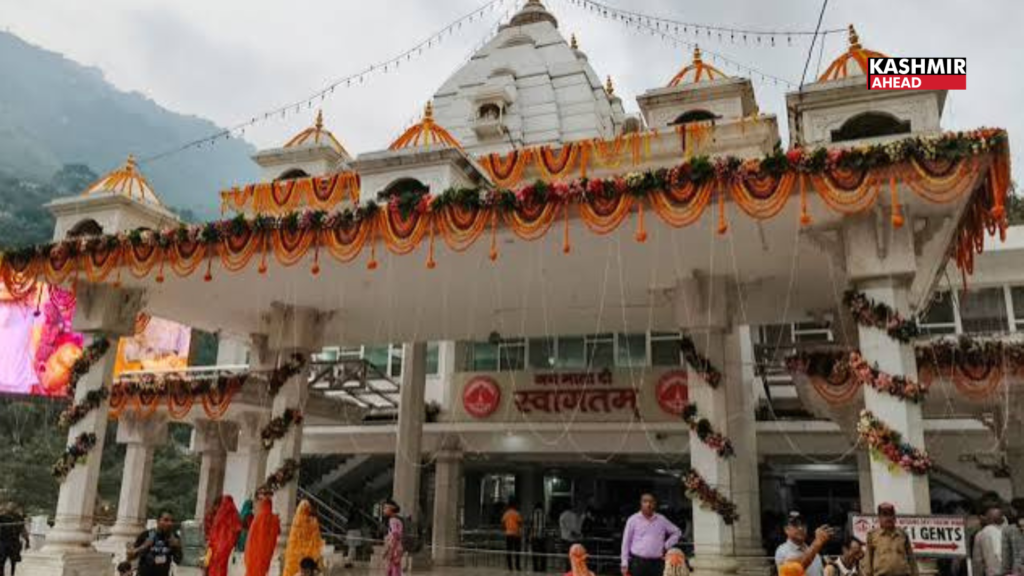 47,346 pilgrims pay obeisance at Mata Vaishno Devi Shrine on first day of Shardiya Navratras